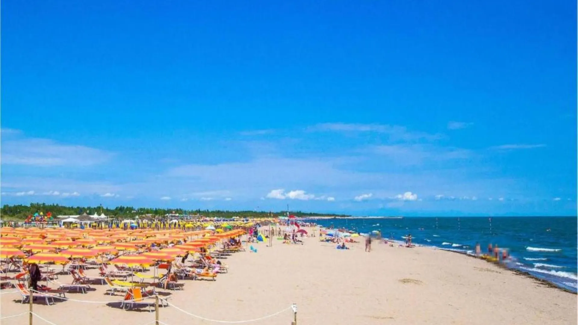 Modern Seaview Flat Close To The Beach - Beahost Rosolina Mare 0*,  Italy